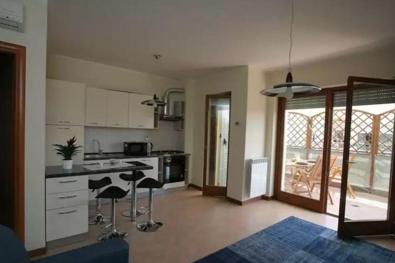 Suite Andrea Fiumicino Esterno foto