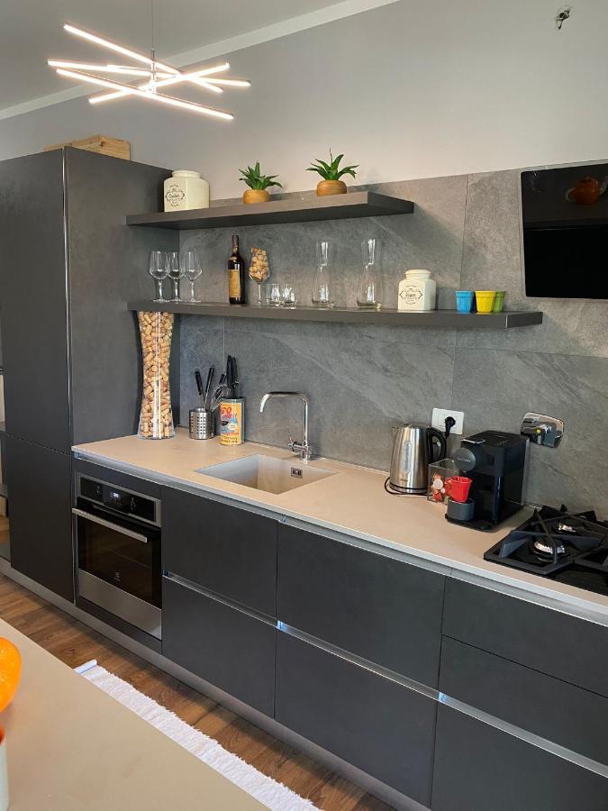 Suite Andrea Fiumicino Esterno foto