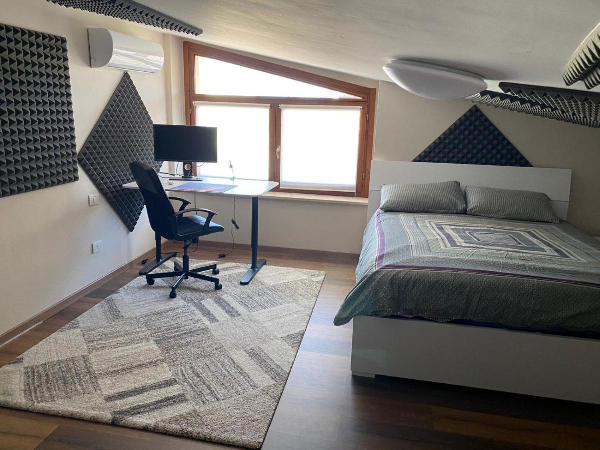 Suite Andrea Fiumicino Esterno foto