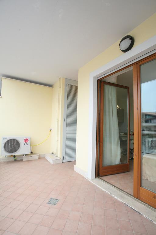 Suite Andrea Fiumicino Camera foto